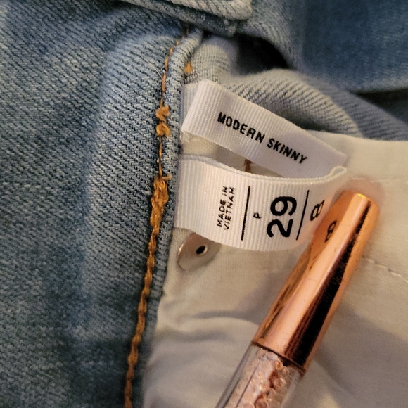 Loft Factory Destructed Skinny Jeans - Picture 11 of 11
